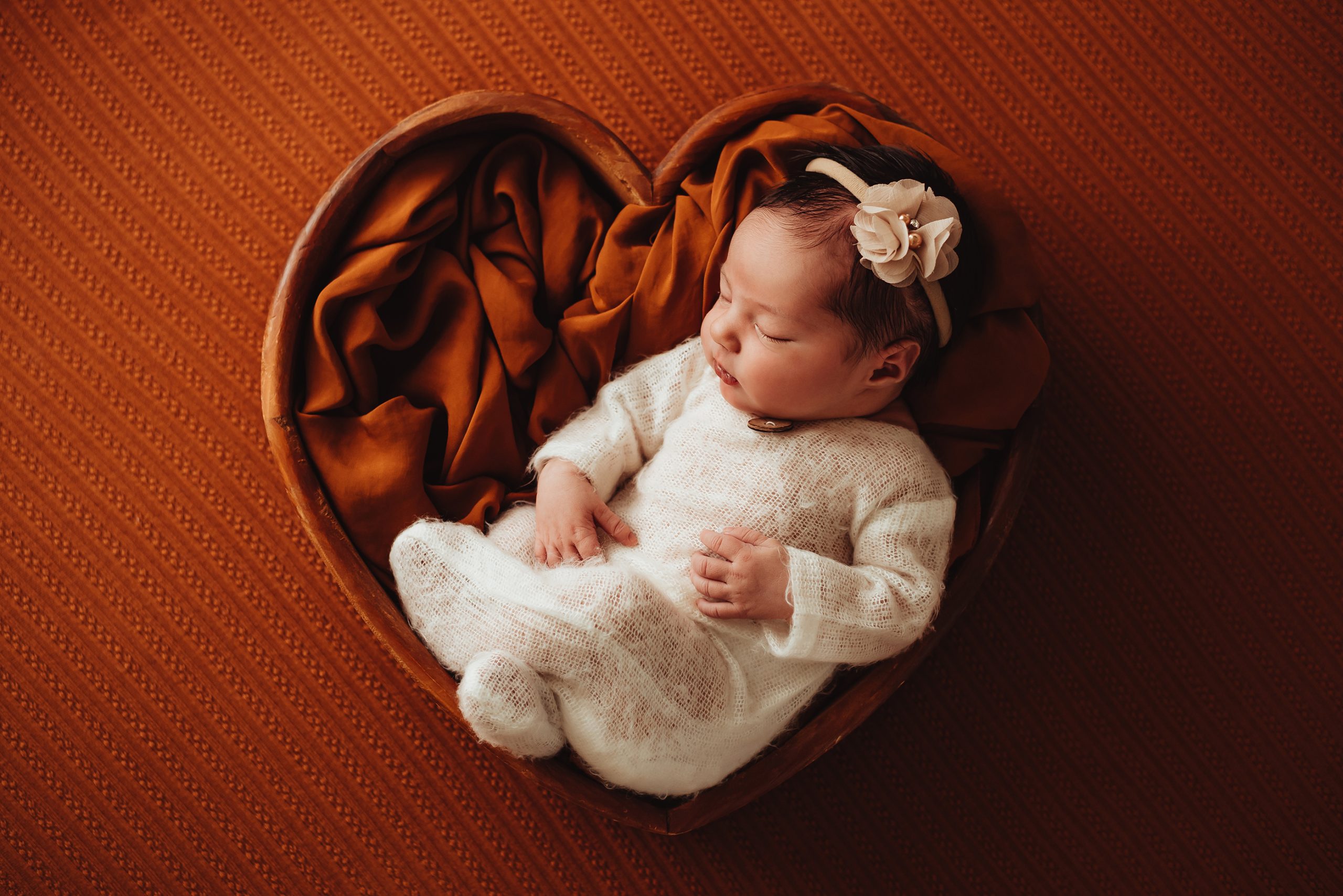 Bébé dans un coeur