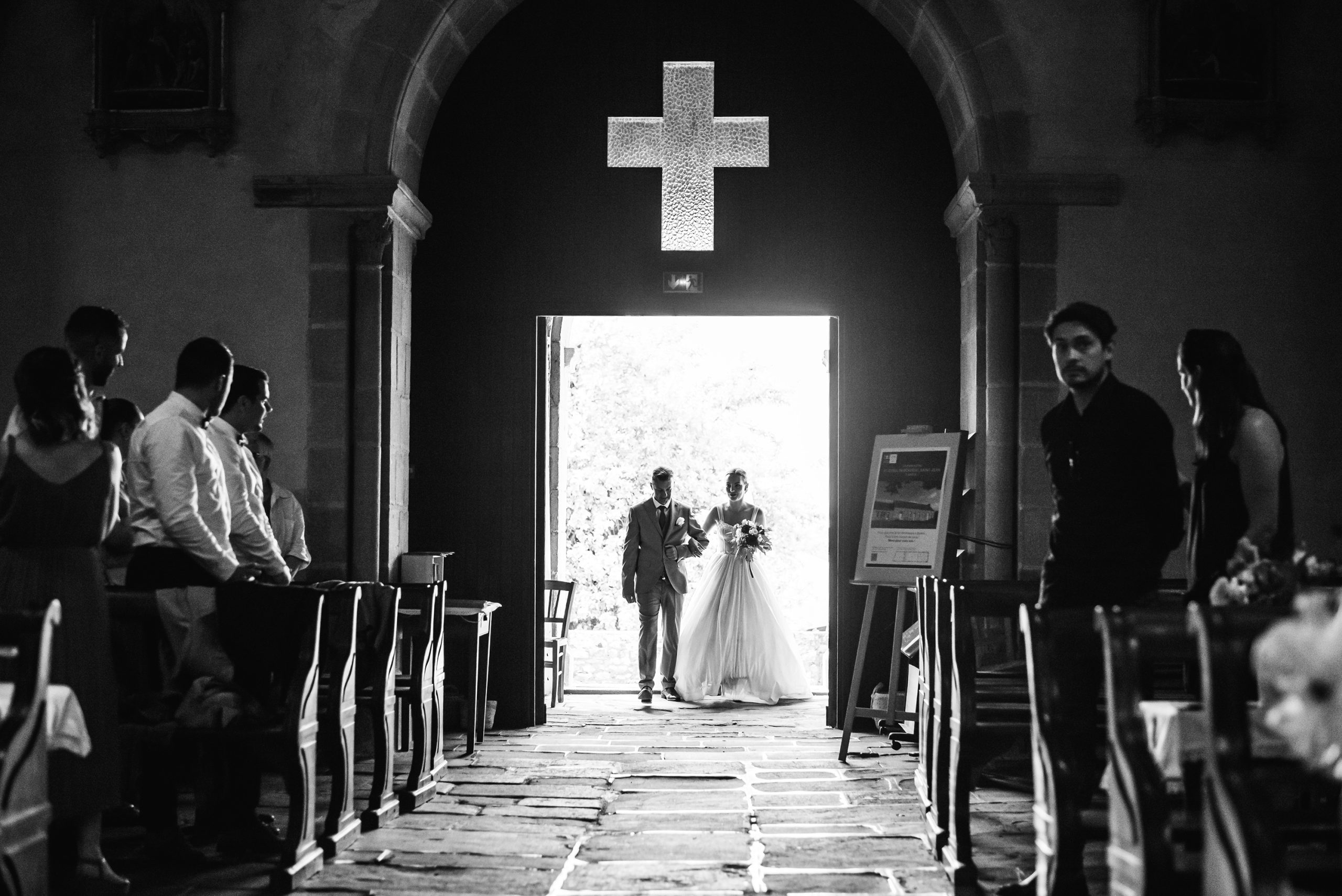 Les prêtres autorisent-ils tous les photographies lors des mariages ?