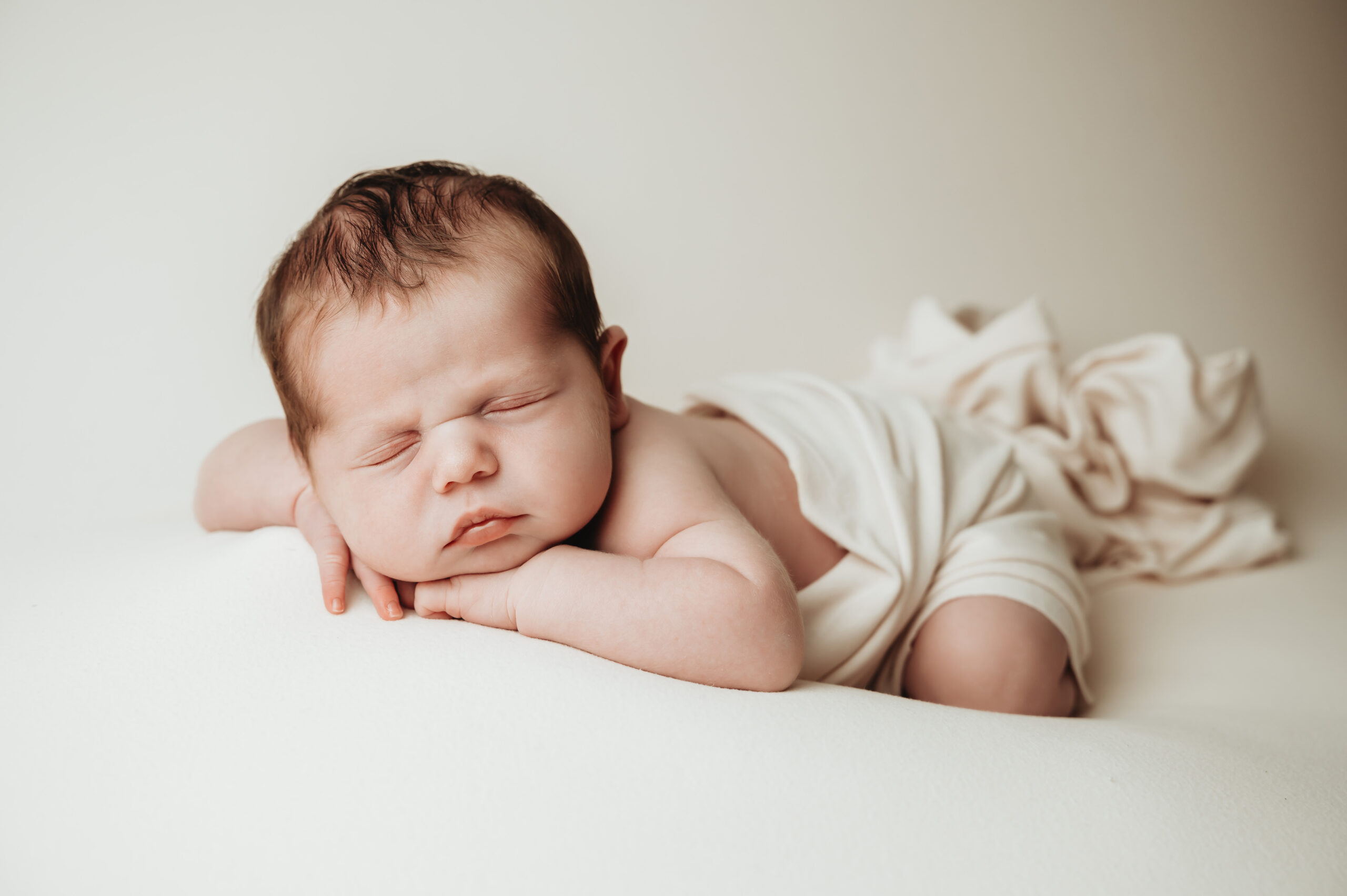 Photographe bébé à Sainte Reine de Bretagne