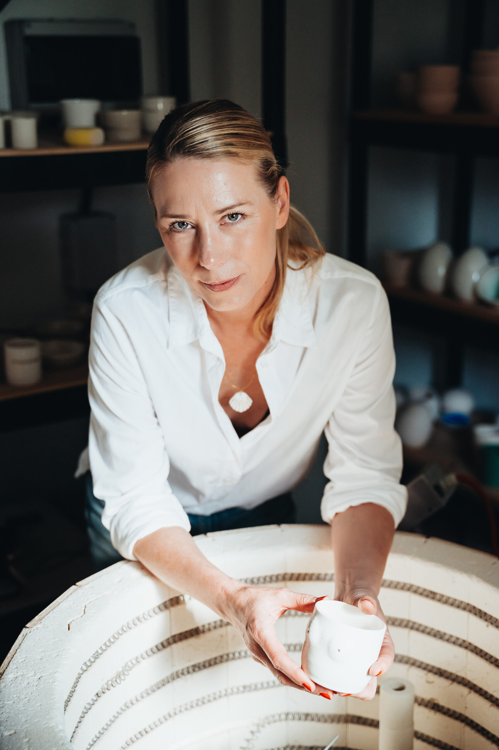portrait professionnel femme céramique business 